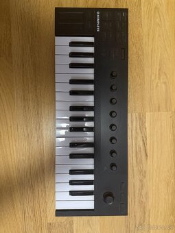 Komplete Kontrol M32 - 2