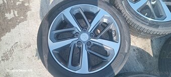 Hyundai kolesa 235/45R18 letne - 2