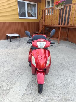 Skúter značky Etalon - 2