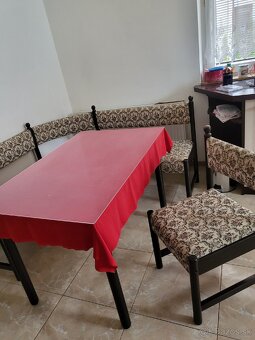 Lavica so stolom a stoličkami - 2