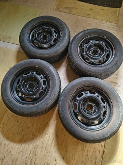Predám disky+puklice VW 14" 4x100 - 2