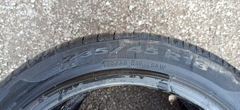 Predám pneu 235/45 R18 - 2