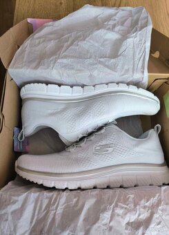 Sketchers tenisky nove - 2