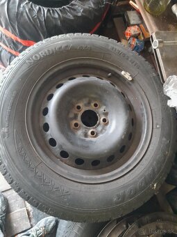 215/65 R16 - 2