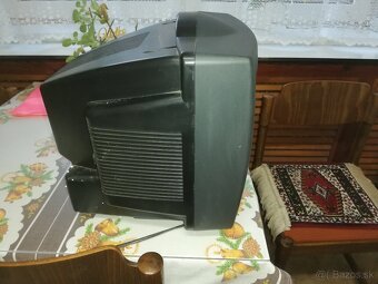 Prenosný farebný televízor Orava CTV 145 - 2