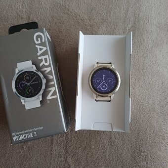 Garmin Vivoactive 3 White Silver - 2