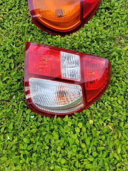Renault Thália zadné svetlá - 2