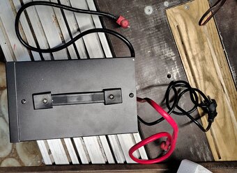 Záložný zdroj - 2