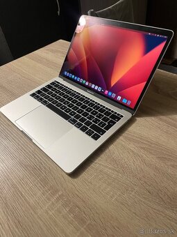 MacBook Pro 2017 / 13inch / 16GB/256GB TOP stav - 2