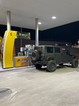 Jeep Wrangler Rubicon - 2