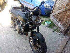 Aprilia Mana - 2
