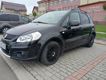 Predám SUZUKI SX4 4x4 1.6 BENZÍN + ťažné zariadenie - 2
