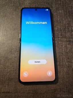 Samsung Galaxy Flip 5 - 2