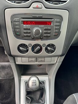 Ford focus kombi 1.6 tdci Rok 2010 - 2