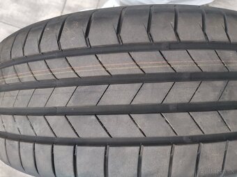 215/55 r18 - 2