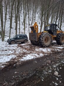 John deere 640D lkt skidder - 2
