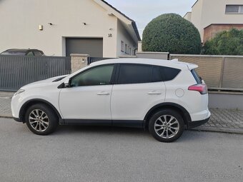Toyota RAV4 - 2