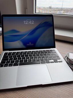 MacBook Air 13" M1 2020 8GB/256GB Silver - 2