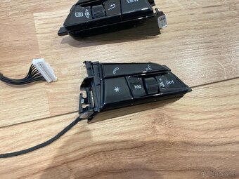 MULTIFUNKCNE TLACIDKA VOLANTU AUDI - 2