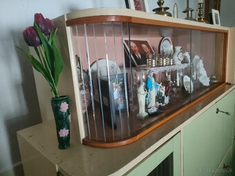 Retro nábytok / kuchyňa : kredenc + truhlica - 2