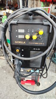 Predám zvaracku co2 - 2