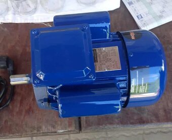 Jednofázový elektromotor, 2,2kW, 220V - 2