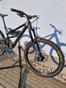 YT Capra Core 3 (2021) - 2