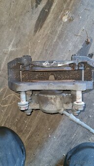 Brzdové strmene A5 - 2