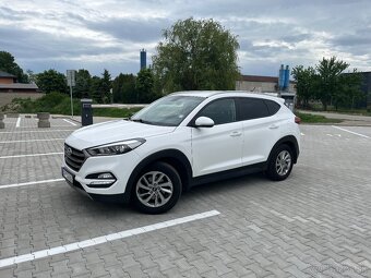 Hyundai Tucson - 2