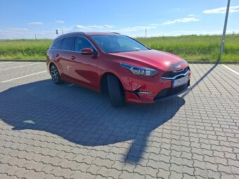Kia Ceed sw Gold plus 1.5 117,5 kw - 2