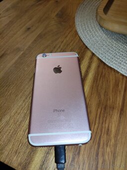 Apple iPhone 6s - 2
