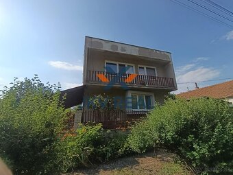 Na predaj poschodový rodinný dom v Palárikove s garážou - 2