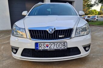 Octavia Combi 2.0 Tdi Facelift RS - 2