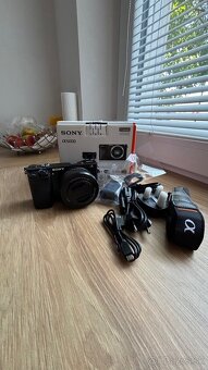 Sony Alpha A6000 + 16–50mm OSS - 2
