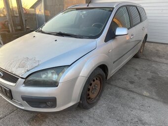 Predám náhradné diely na Ford Focus 2 1,6tdci 66kw - 2