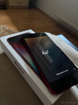 iPhone SE 2022 Red - 2