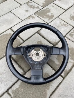 Trojramenny volant VW Passat,Golf,Touran - 2