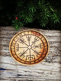 Vikingský tanier - Vegvisir - Viking wooden plate - 2