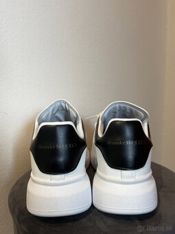Alexander McQueen - 2
