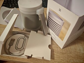 Bang Olufsen beosound explore - 2