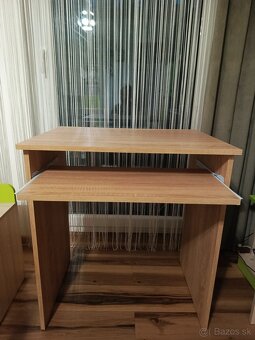 PC stôl s vysuvnou doskou - 2