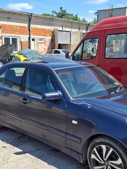 Mercedes Benz E 250D - 2