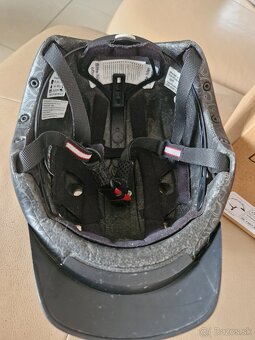 Jazdecka prilba junior Casco - 2