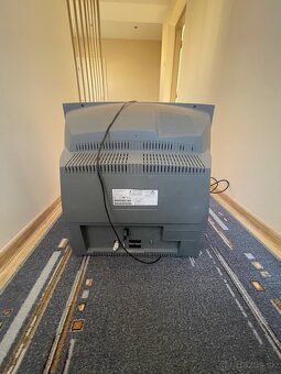 Televízor za odvoz - 2