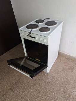 Lacno predám elektrický sporák - 2