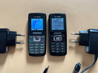 Samsung SGH-B100 a SGH-B130 - 2