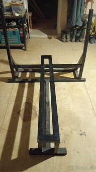 Lavička na bench press - 2