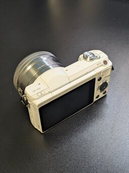 Sony A5100 + 16-50 mm - 2