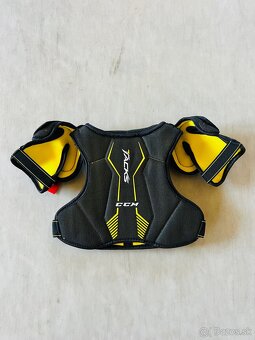 Predám chrániče ramien CCM Tacks 9040 YTH nové - 2