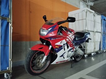 Honda cbr 600 f - 2